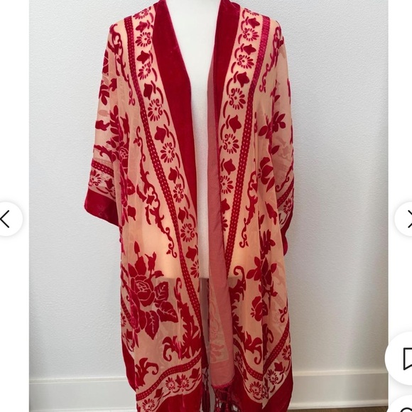 Free People Tops - Free People hot pink and Cream Floral Kimono